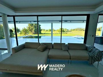 Casa en El Golf - 10 ambientes