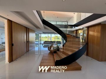 Casa en El Golf - 10 ambientes