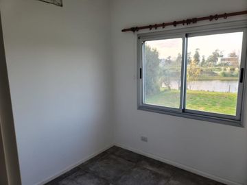 Casa en venta - 4 Dormitorios 3 Baños - Cochera - 858Mts2 - Tigre