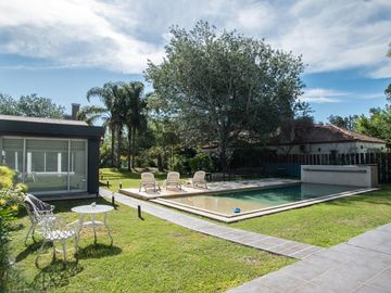 Hermosa casa en Country Aldea Tenis