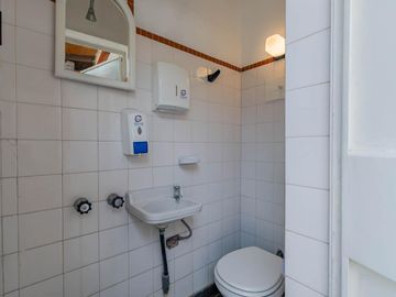 Casa Quinta en Gonnet con quincho, parque y pileta - 486 esq. 23