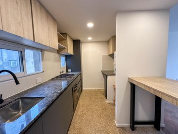 Departamento en venta en Centro, Rosario 2 dormitorios refaccionado !