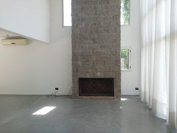 Casa en venta Barrio El recodo Bajada tortugas norte, lote central apto credito