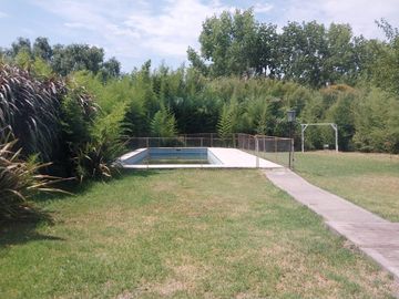 Casa en venta Barrio El recodo Bajada tortugas norte, lote central apto credito