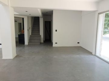 Casa en venta Barrio El recodo Bajada tortugas norte, lote central apto credito