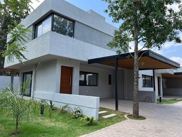 Houssing Villa Belgrano sobre Blas Pascal