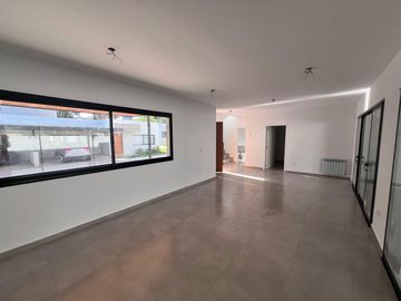 Houssing Villa Belgrano sobre Blas Pascal