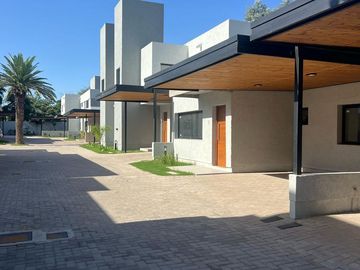 Houssing Villa Belgrano sobre Blas Pascal
