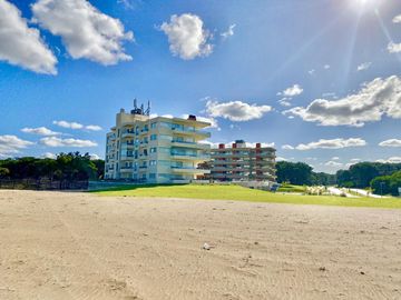Departamento 2 dormitorios en  la playa - Villa Robles