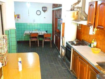 casa a demoler o reciclar  en venta, Bº Alto Alberdi,