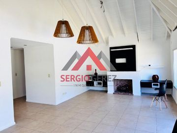 Casa en Santa Ana Barrio Cerrado