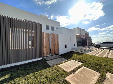CASA EN VENTA, PUERTOS DEL LAGO, BARRIO COSTAS, LOTE AL 100, 7 AMBIENTES