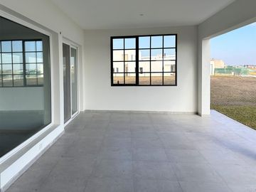 CASA EN VENTA, PUERTOS DEL LAGO, BARRIO COSTAS, LOTE AL 100, 7 AMBIENTES