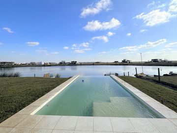CASA EN VENTA, PUERTOS DEL LAGO, BARRIO COSTAS, LOTE AL 100, 7 AMBIENTES