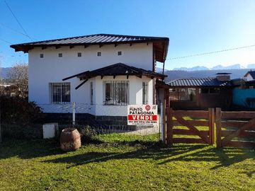 Casa en barrio Arrayanes