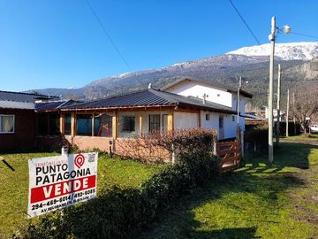 Casa en barrio Arrayanes