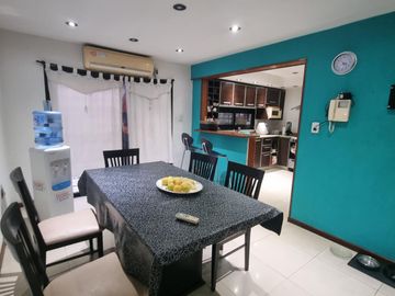 Casa en venta Quilmes Oeste, Muy buen estado