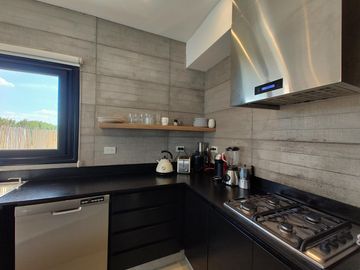 Espectacular Casa en Venta al Río en Barrio Náutico Canal - Villanueva