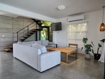 Espectacular Casa en Venta al Río en Barrio Náutico Canal - Villanueva