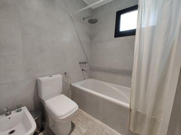 Espectacular Casa en Venta al Río en Barrio Náutico Canal - Villanueva
