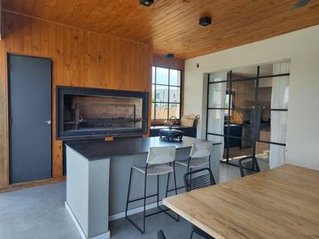 Espectacular Casa en Venta al Río en Barrio Náutico Canal - Villanueva