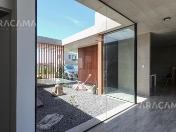 Casa en VENTA en Lares de Canning