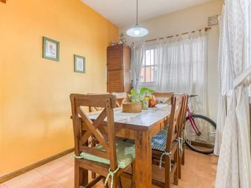 Casa 3 ambientes  Tigre centro PH