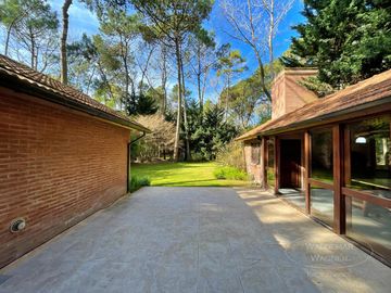 Casa Chalet c/ Enorme Jardín - 7 Personas - Carilo