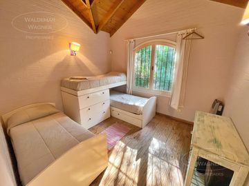Casa Chalet c/ Enorme Jardín - 7 Personas - Carilo
