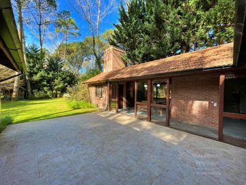 Casa Chalet c/ Enorme Jardín - 7 Personas - Carilo
