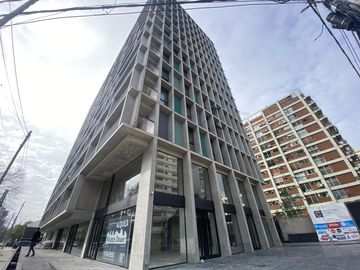 Departamento en venta con balcón y cochera en Olivos - Domus Libertador