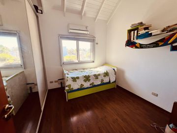 venta Casa en Cadaques (Funes Hills)
