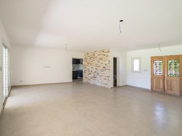 Casa en venta en Haras Santa Maria Las Lomas a estrenar tres dormitorios con dependencia y pileta