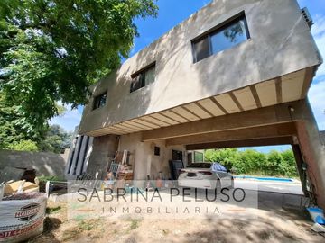 Venta Casa Francisco Alvarez