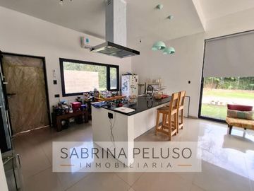 Venta Casa Francisco Alvarez