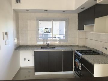 V. Ballester departamento a estrenar 2 dormitorios suite balcon c/parrilla edificio c/pileta, venta