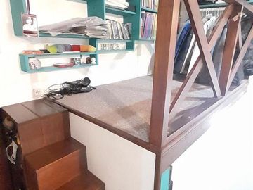 CARAPACHAY -IMPECABLE DÚPLEX DE 4 AMB CON COCHERA Y JARDÍN!!