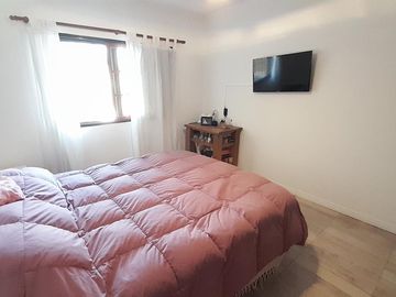 CARAPACHAY -IMPECABLE DÚPLEX DE 4 AMB CON COCHERA Y JARDÍN!!