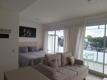 Venta - Departamento - 1 ambiente frente  con balcon  - Vicente Lopez