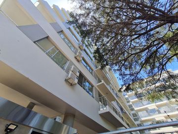 Venta - Departamento - 1 ambiente frente  con balcon  - Vicente Lopez