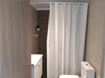 Venta - Departamento - 1 ambiente frente  con balcon  - Vicente Lopez