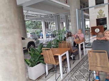 Venta - Departamento - 1 ambiente frente  con balcon  - Vicente Lopez