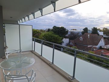 Venta - Departamento - 1 ambiente frente  con balcon  - Vicente Lopez