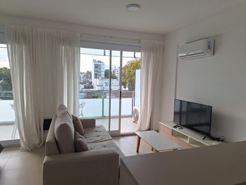 Venta - Departamento - 1 ambiente frente  con balcon  - Vicente Lopez