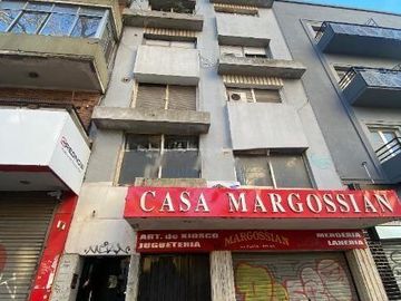 Departamento en venta - 2 Dormitorios 1 Baño - 53Mts2 - La Plata