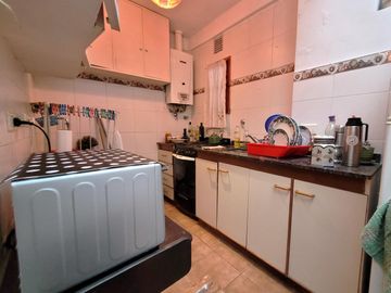 Moreno al 3400 - PH 2 ambientes en venta, Boedo - Excelente estado!