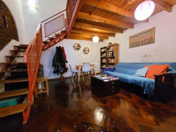 Moreno al 3400 - PH 2 ambientes en venta, Boedo - Excelente estado!