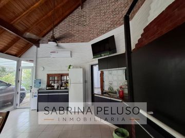 Casa en Canning (E. Echeverria)