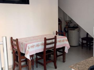 DEPARTAMENTO DOS AMBIENTES EN DERQUI OPORTUNIDAD!!!
