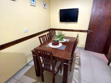 Casa 3 ambientes con jardín en venta, hermosa zona de Ituzaingó Norte